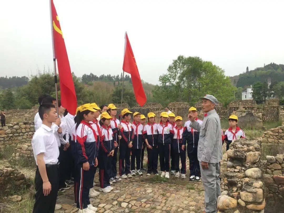全国堪称最难剥的三种水果皮，肯为你剥这些水果的肯定是真爱了